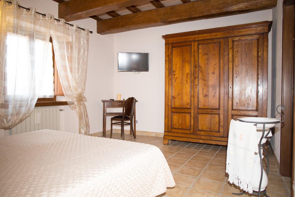B&B Valle Degli Ulivi Vallecorsa Exterior photo